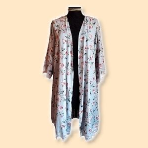 Floral lace kimono
